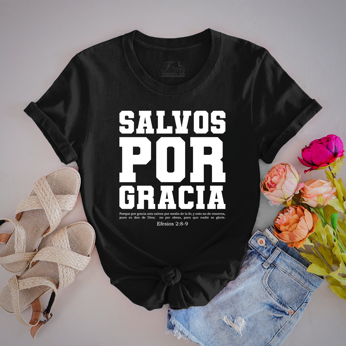 Por su gracia